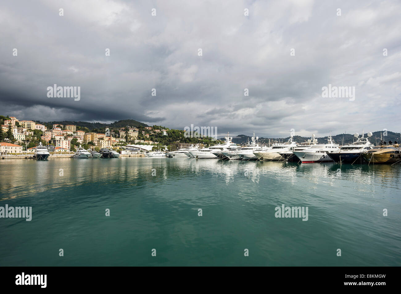 Marina di Porto Maurizio, Imperia, Provincia di Imperia e la Riviera di Ponente, Liguria, Italia Foto Stock