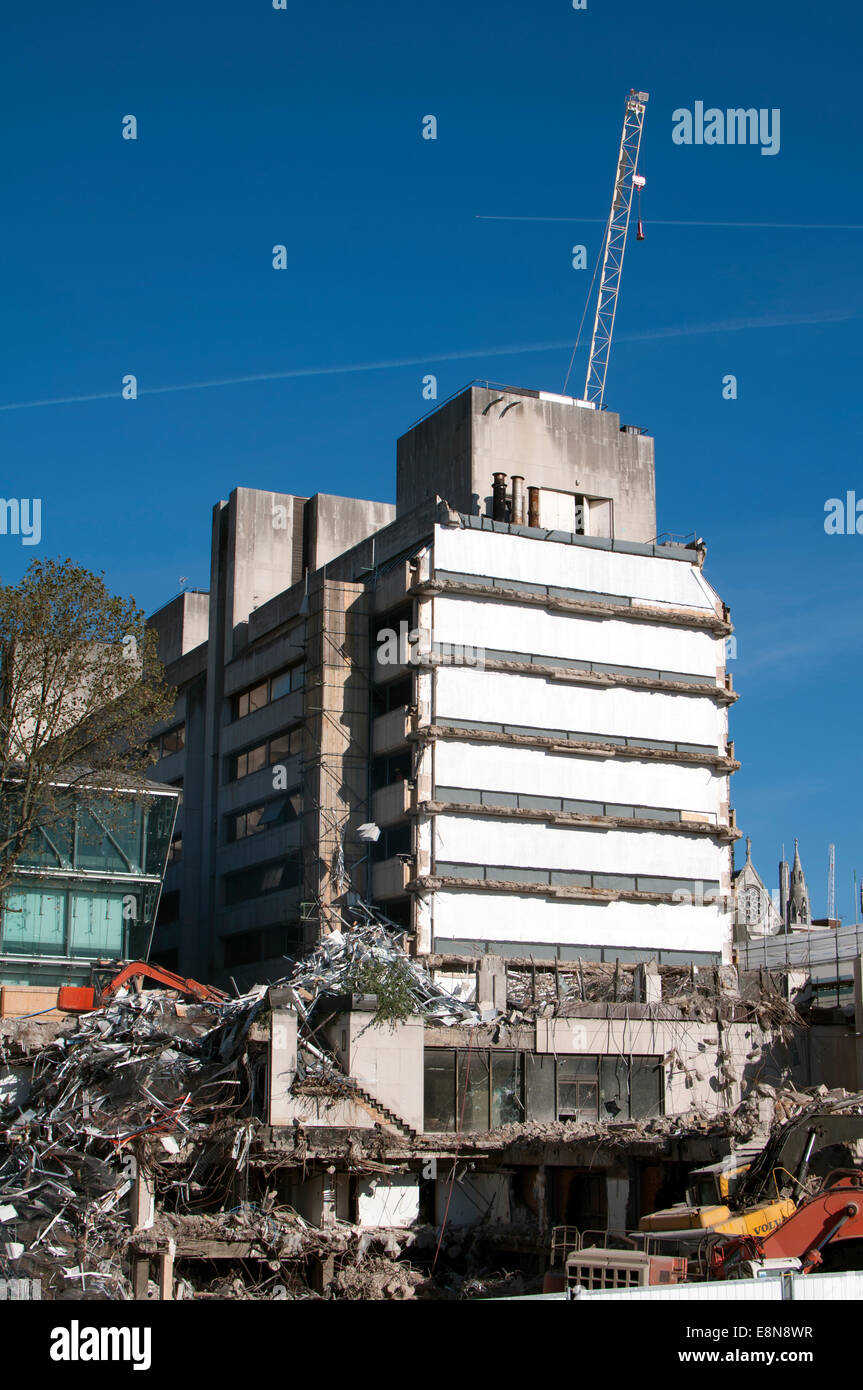 Demolizione edificio nei pressi di Victoria Embankment, London, Regno Unito Foto Stock