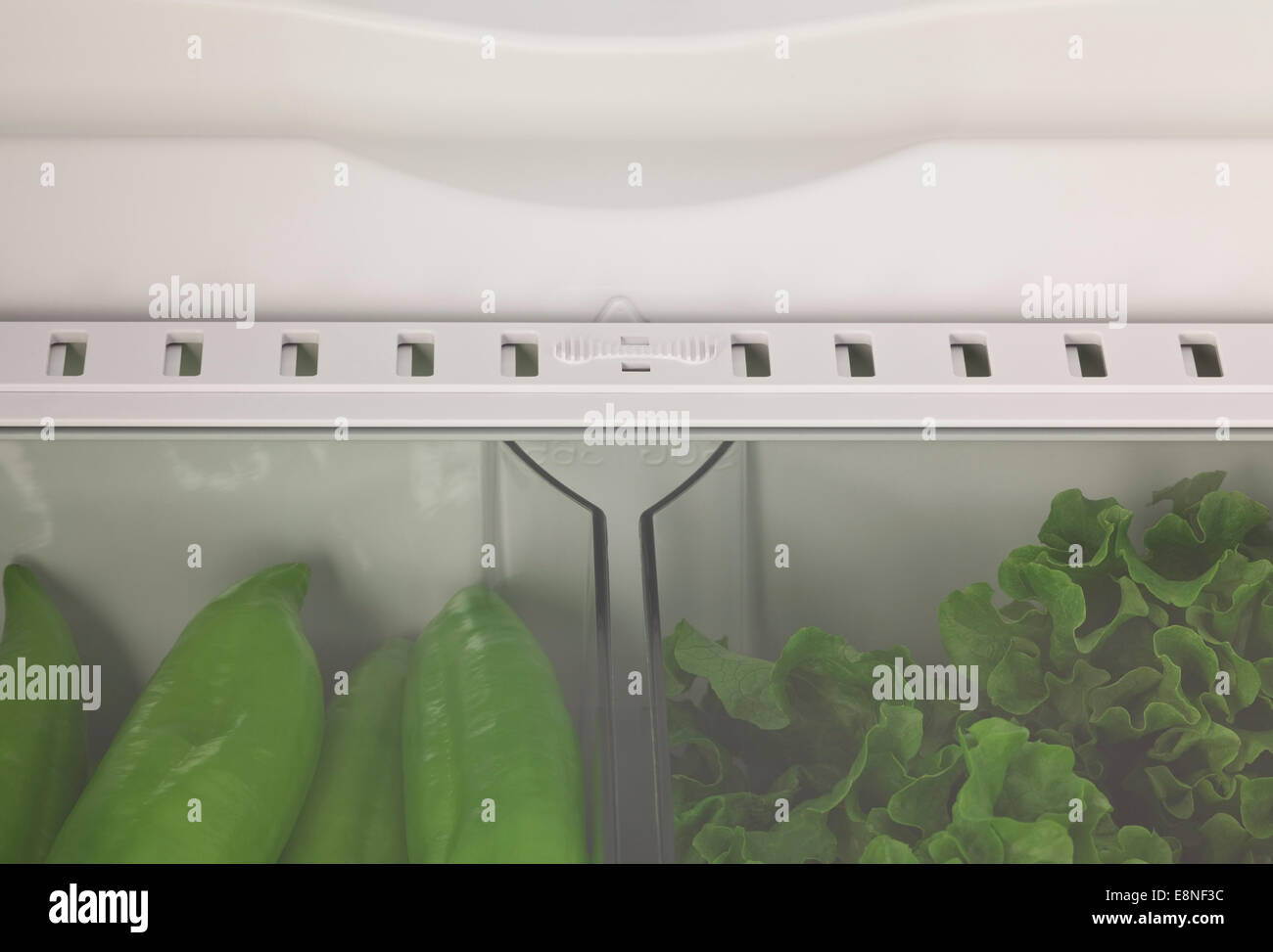 Ortaggi freschi in frigo Foto Stock