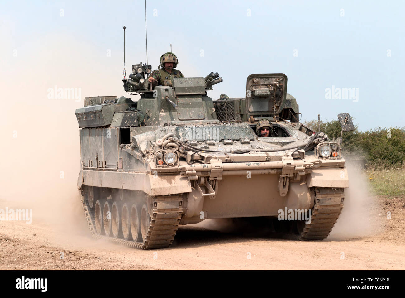 Un esercito britannico FV512 guerriero meccanizzato veicolo di riparazione su Salisbury Plain Area Formazione (SPTA) Wiltshire, Regno Unito. Foto Stock