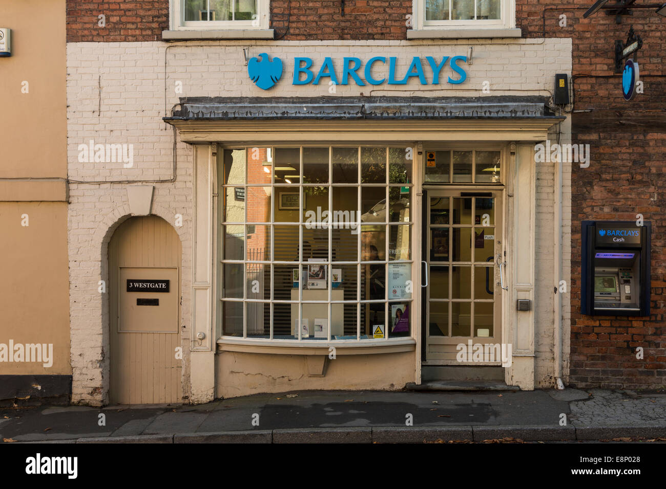 Barclays Bank. Piccola filiale con un negozio tradizionale anteriore. Southwell, Nottinghamshire Foto Stock