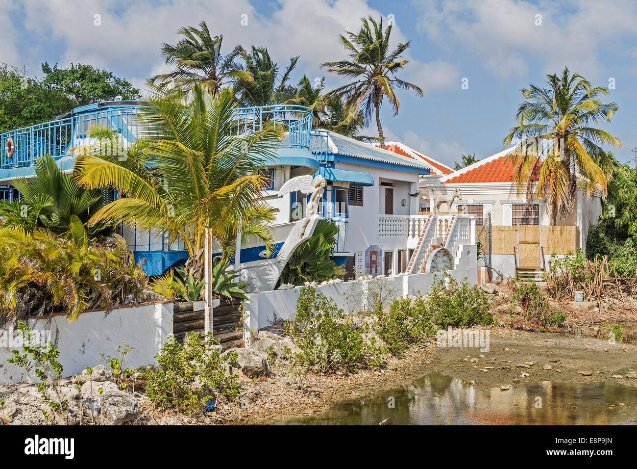 Barca convertito in una casa Bonaire Antille Olandesi Foto Stock