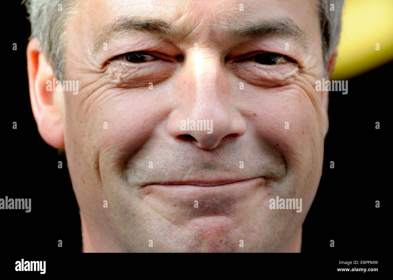 Nigel Farage MEP e UKIP leader in Rochester avanti di un'elezione 2014 Foto Stock