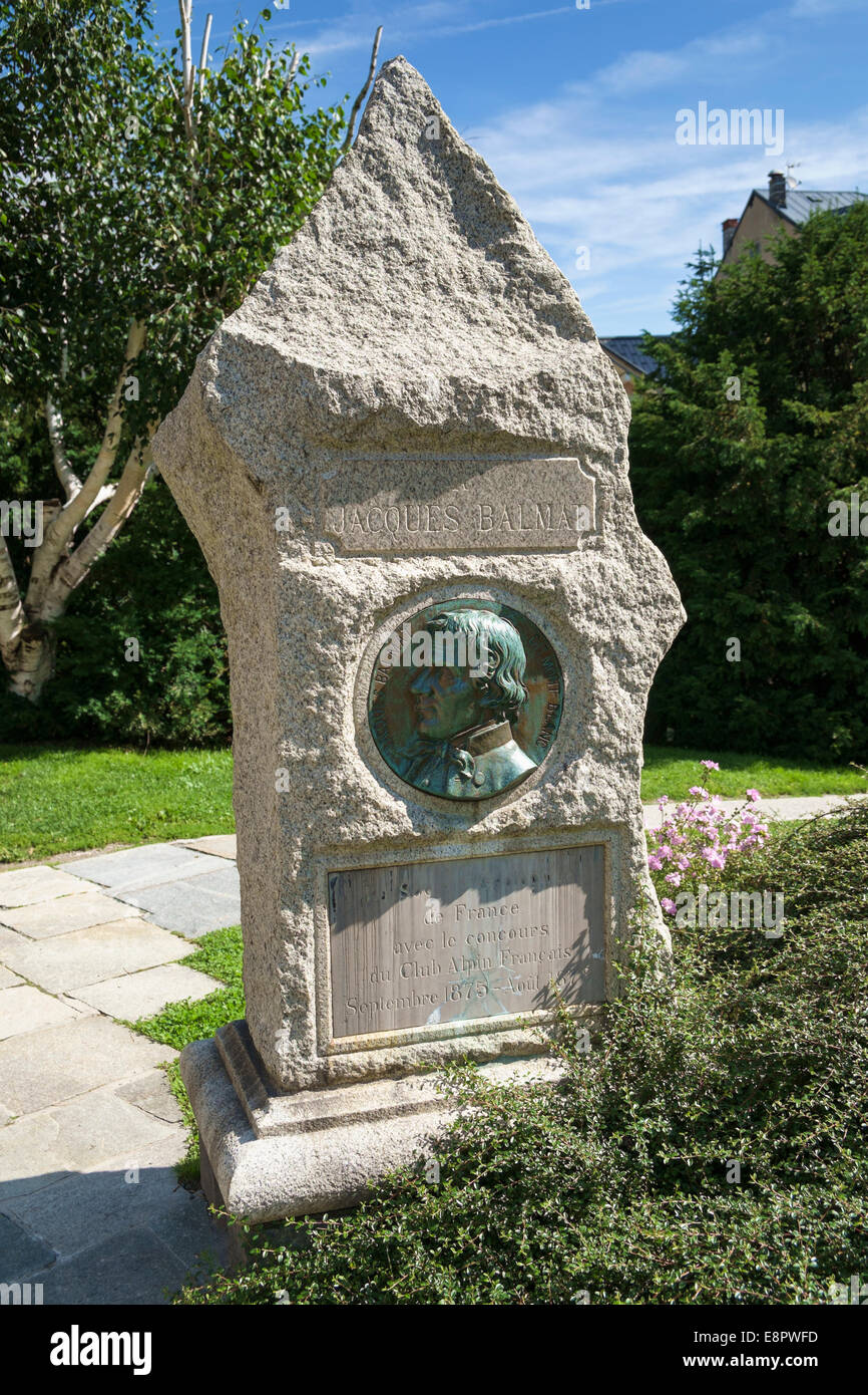 Memoriale di Jacques Balmat - il primo a scalare il Mont Blanc - a Chamonix, Francia, Europa Foto Stock