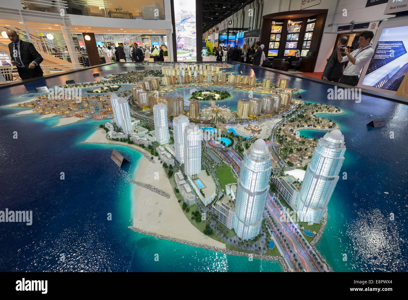 Modello di lusso nuove proprietà residenziali sviluppi a Pearl-Qatar a Doha all albergo fiera a Dubai EMIRATI ARABI UNITI Foto Stock