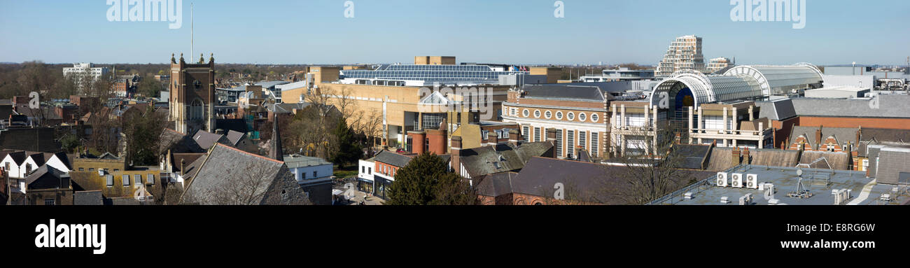 Regno Unito, Inghilterra, Surrey, Kingston upon Thames, skyline Foto Stock