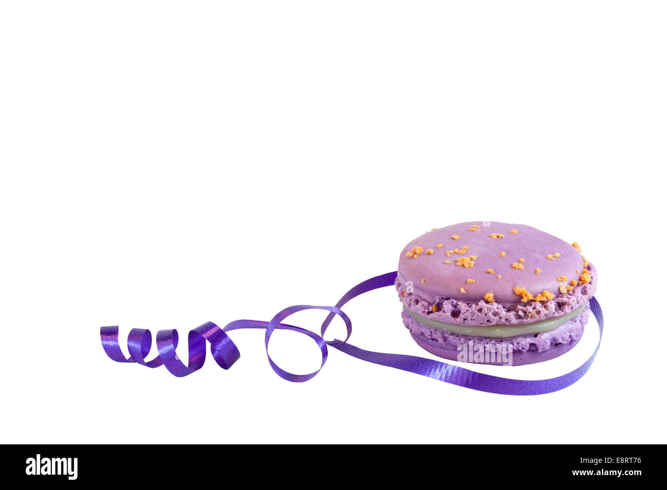 Lavanda albicocca macaron con nastro viola Foto Stock