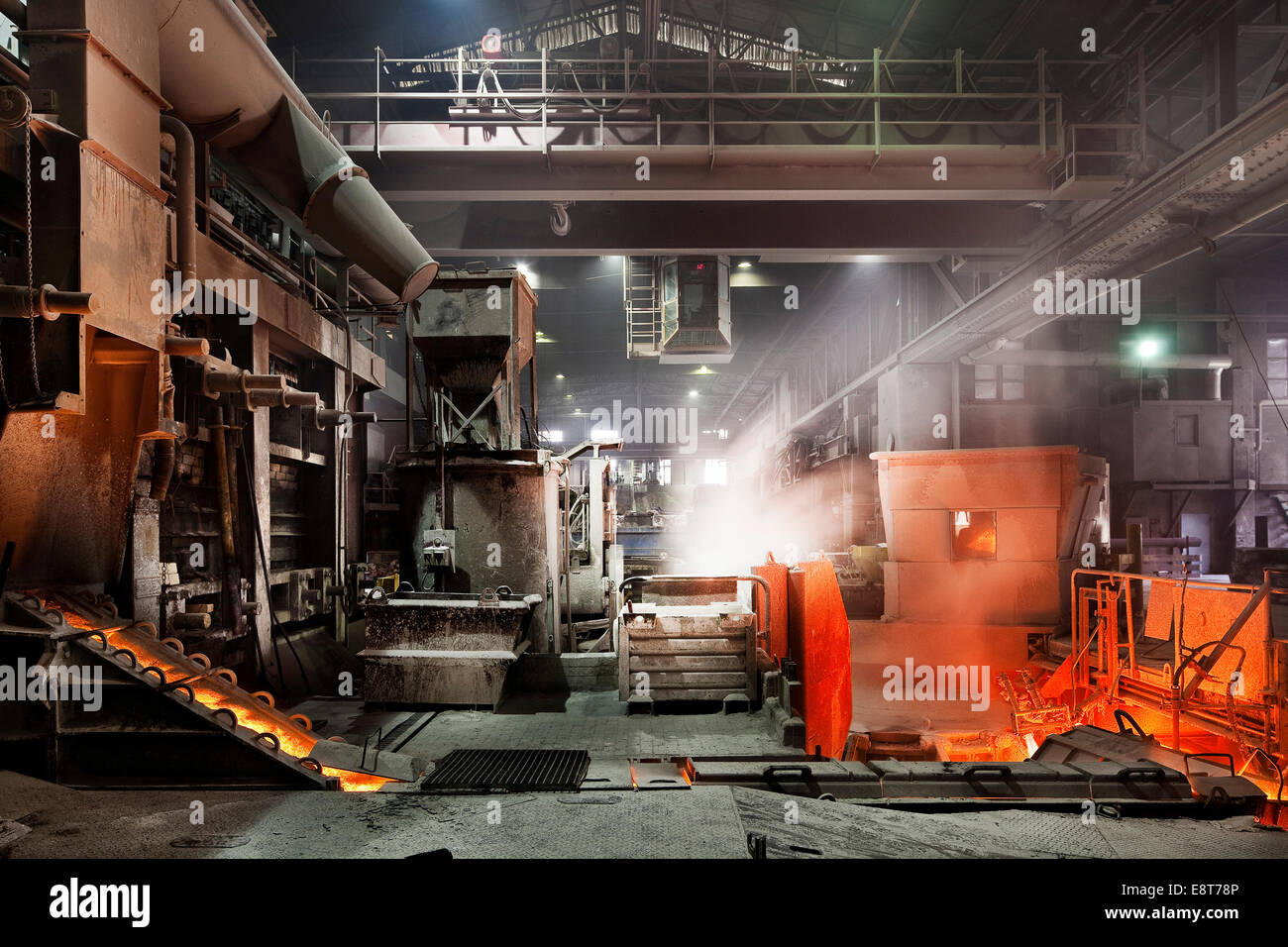 Fonderia di rame, impianti industriali, Brixlegg, Tirolo del nord, Austria Foto Stock