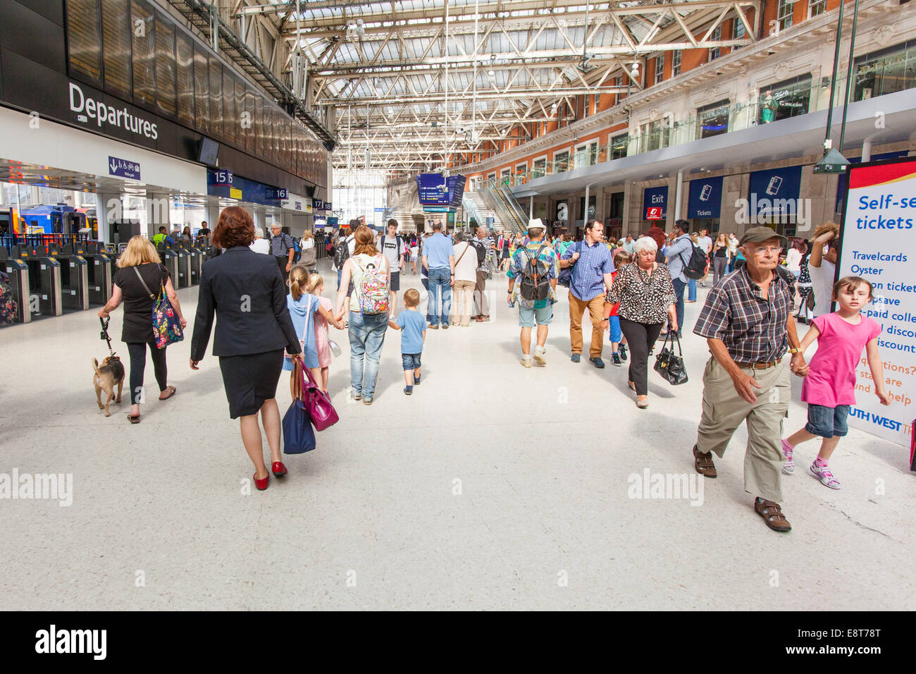 La stazione di Waterloo, London, England, Regno Unito Foto Stock