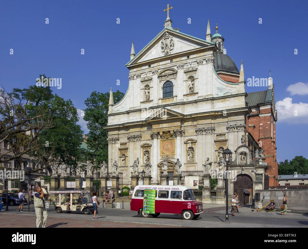 Cattolica romana dei Santi Pietro e Paolo Chiesa, Stare Miasto old town, Cracovia, Piccola Polonia voivodato, Polonia Foto Stock