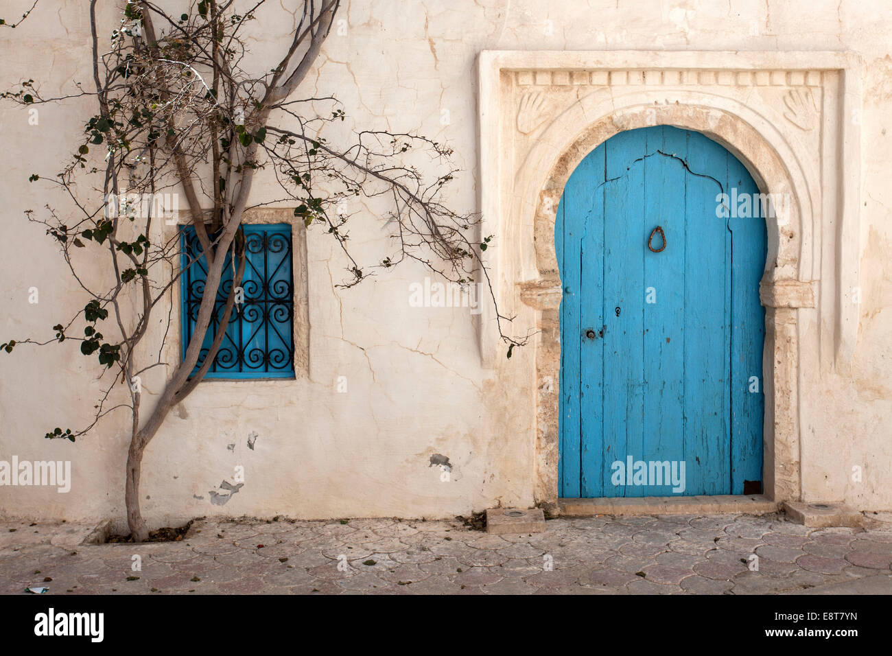 Porta di ingresso, edificio, Djerba, Tunisia Foto Stock