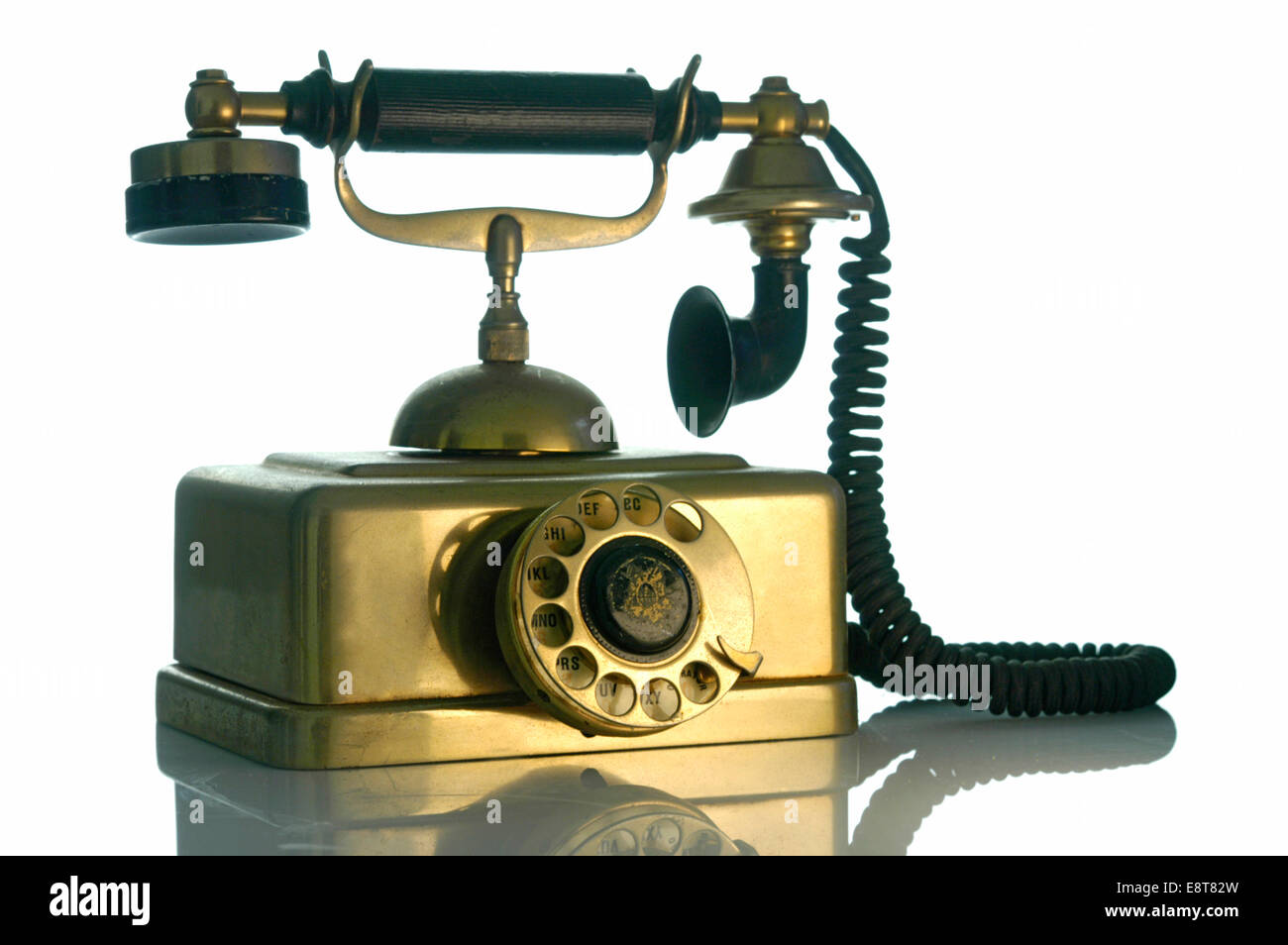 Vecchio telefono in ottone Foto Stock