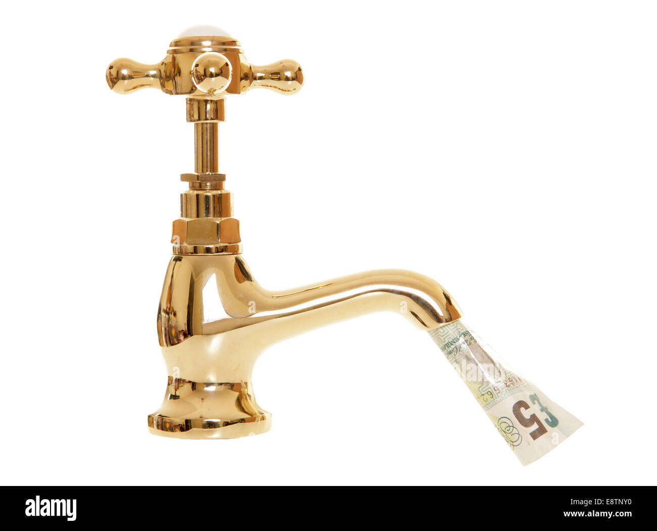 Cinque pound nota proveniente dal rubinetto di esclusione di studio Foto Stock