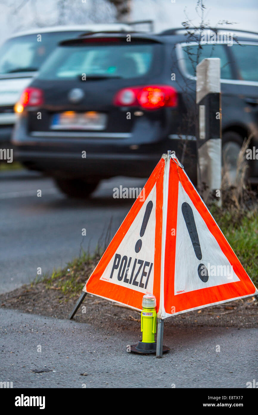 Controllo del traffico della polizia Foto Stock