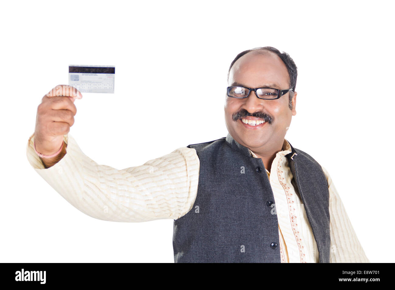 1 Uomo indiano mostra Carta di Credito Foto Stock