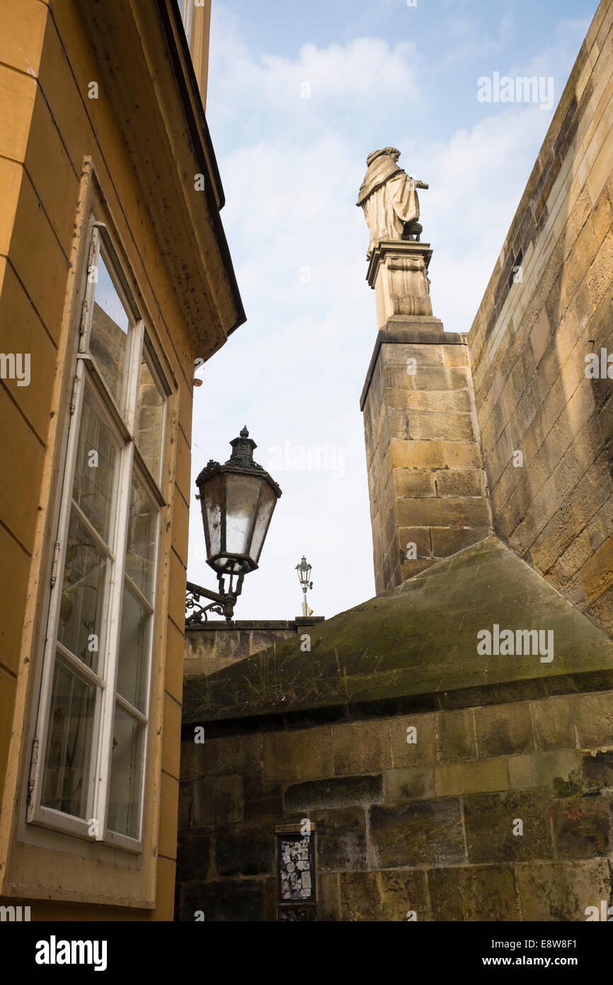 Parha, Mala Strana, Kampa, una casa inder Charles Bridge Foto Stock