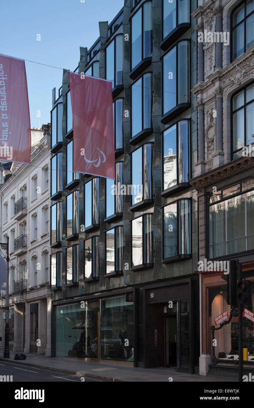 50 New Bond Street &14 St George Street, Londra, Regno Unito. Foto Stock