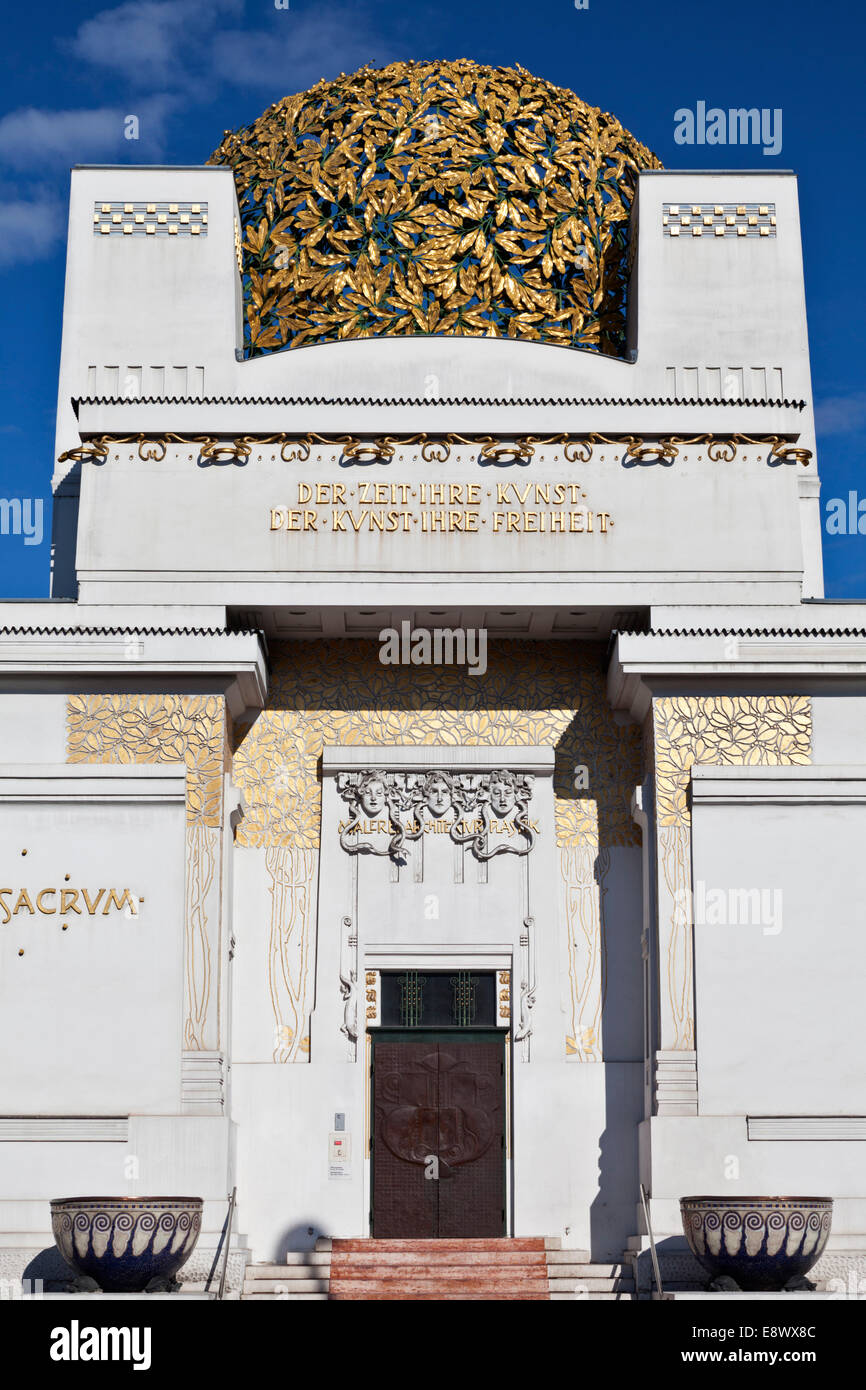 Ingresso principale al palazzo della Secessione, 1898, Vienna, Austria Foto Stock