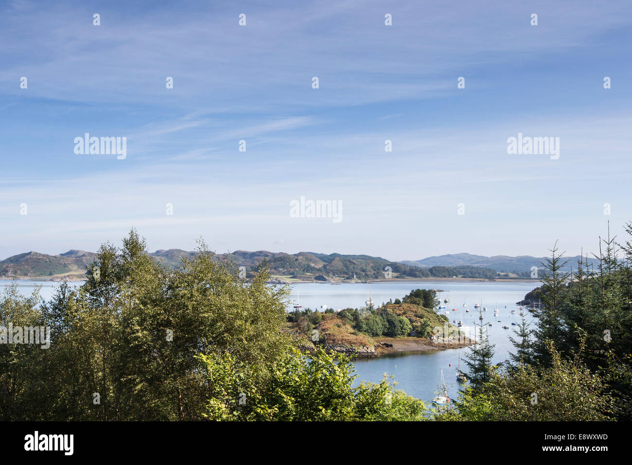 Vista dalla foresta Crinan in West Argyll, Scozia. Foto Stock