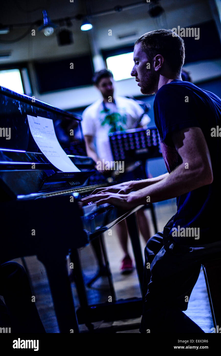 Il pianista con 'La sessione" Jazz Quintet da New Orleans ripassando per una performance a Aberystwyth MusicFest 2014 Foto Stock