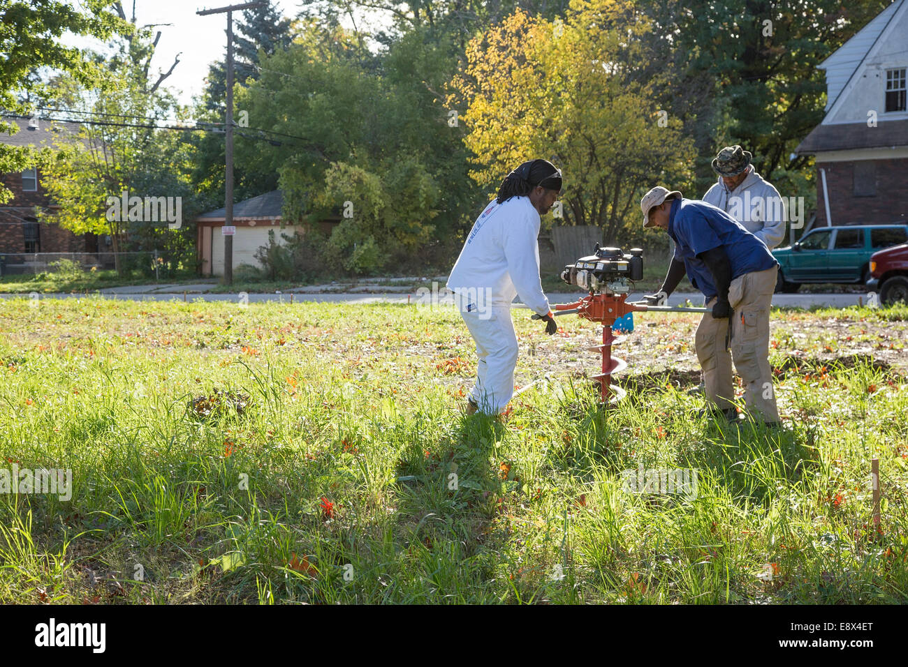 Detroit, Michigan - Le tre miglia di blocco Club costruisce un parco su tre lotti vacanti dove le case sono state abbandonate. Foto Stock