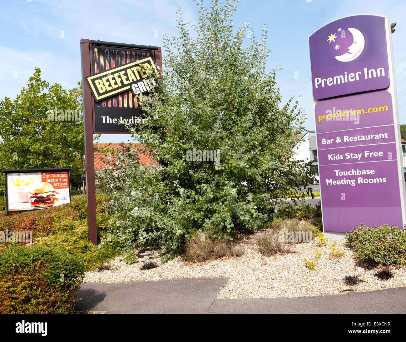 Hotel Premier Inn Swindon West hotel economico e grill segni, Lydiard Fields business park, Swindon, England, Regno Unito Foto Stock