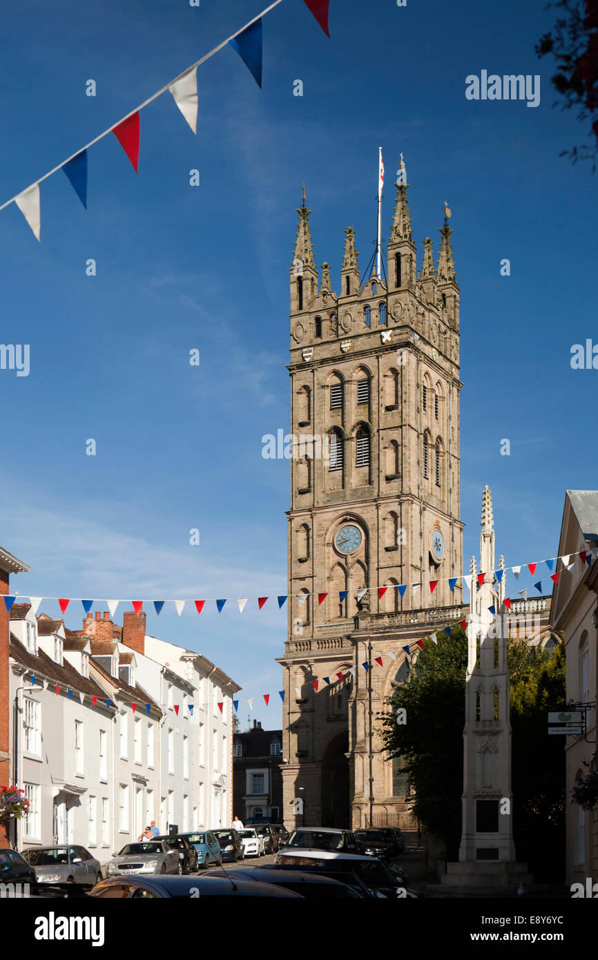 Regno Unito, Inghilterra, Warwickshire, Warwick, Church Street, St Mary Collegiata torre ricostruita dopo il 1694 Grande incendio Foto Stock