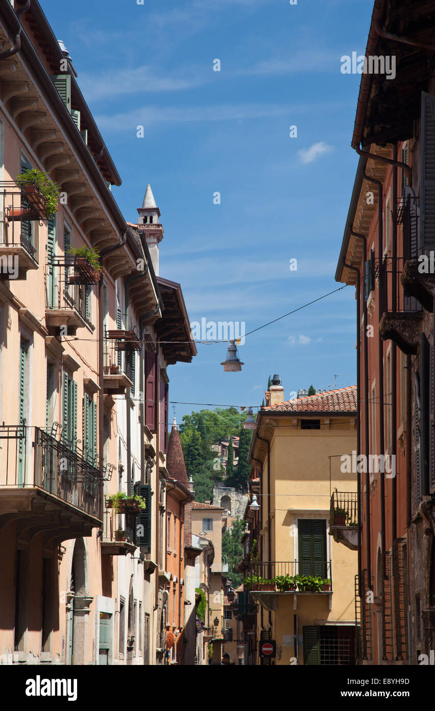 Vecchie strade di Verona Foto Stock