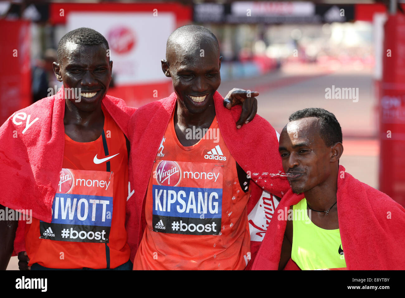 Vergine denaro maratona di Londra con: Stanley Biwott,Wilson Kipsang,Tsegaye Kebede dove: Londra, Regno Unito quando: 13 Apr 2014 Foto Stock