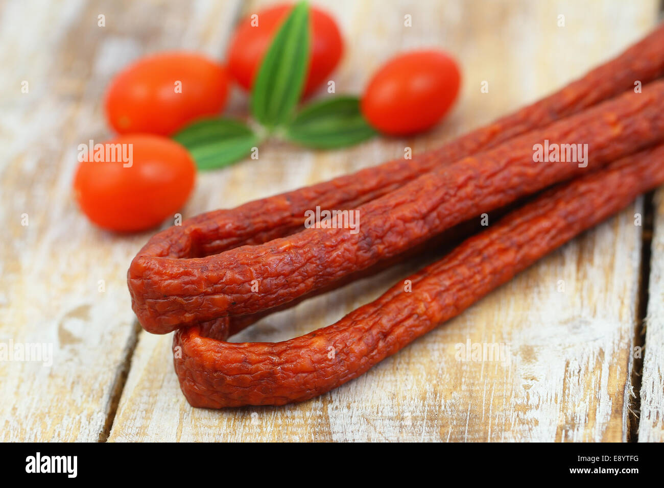 Sottile tradizionale salsiccia di maiale Foto Stock