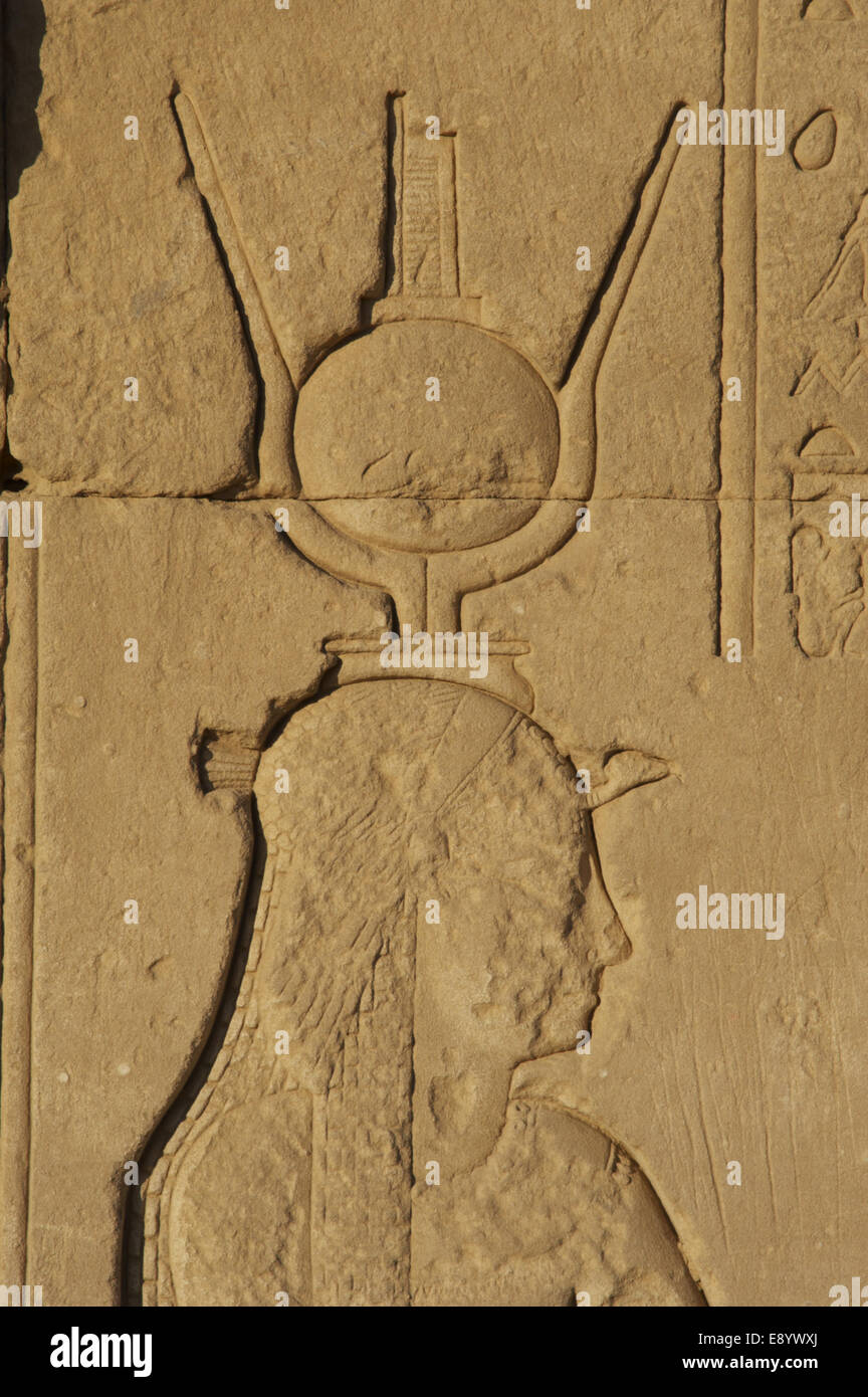 Arte Egizia Dendera. Tempio di Hathor. Dea Hathor. Ritratto. Sollievo. Foto Stock