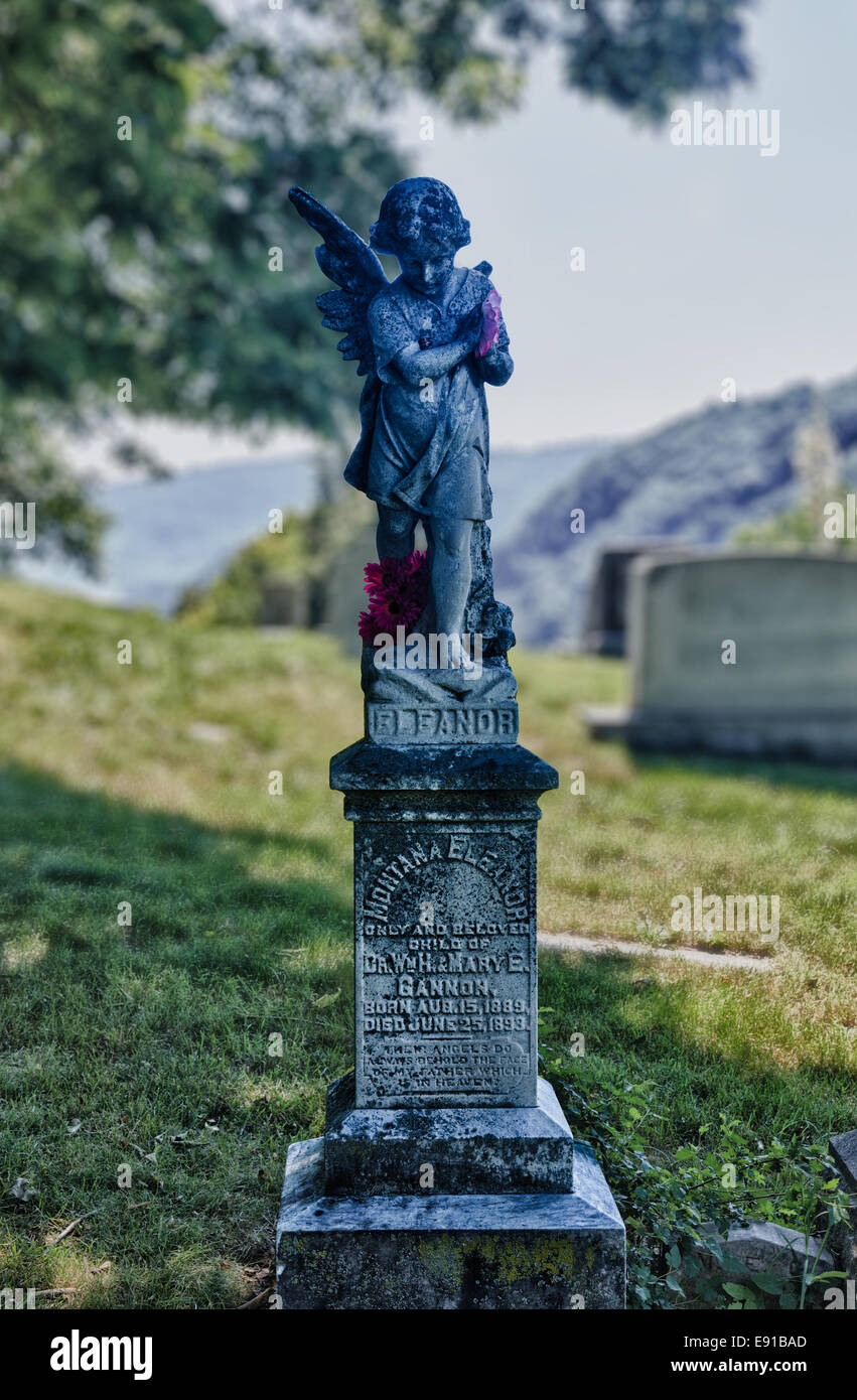 Statua di Eleonora in harpers Ferry cimitero Foto Stock