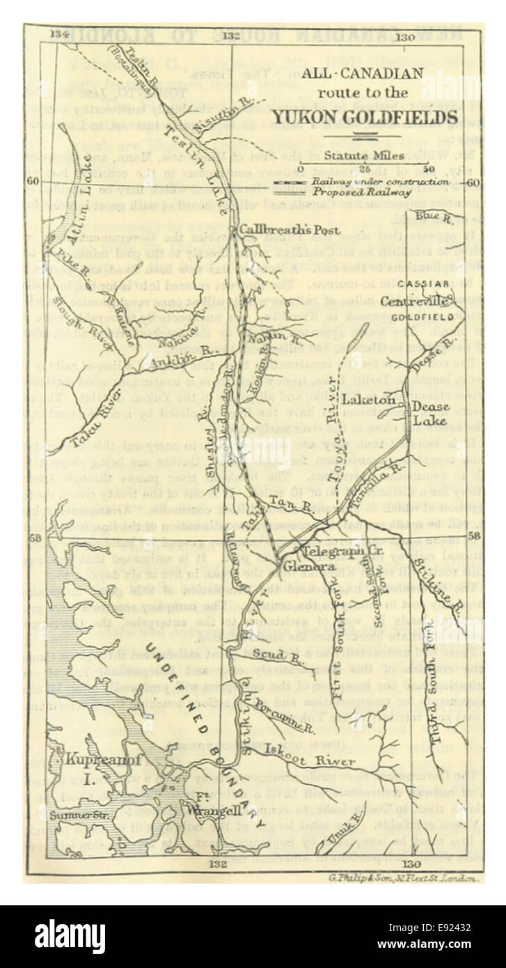 Questa illustrazione del 1898 raffigura i campi d'oro di Yukon, che mostrano l'era della corsa all'oro in Canada, evidenziando l'attività mineraria e i paesaggi della regione dello Yukon durante la fine del XIX secolo. Foto Stock