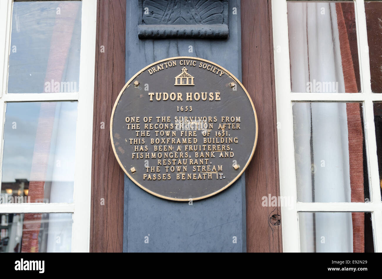 Il Tudor House Hotel in Shropshire città di Market Drayton una scatola di legno incorniciata edificio risalente al 1653 Foto Stock