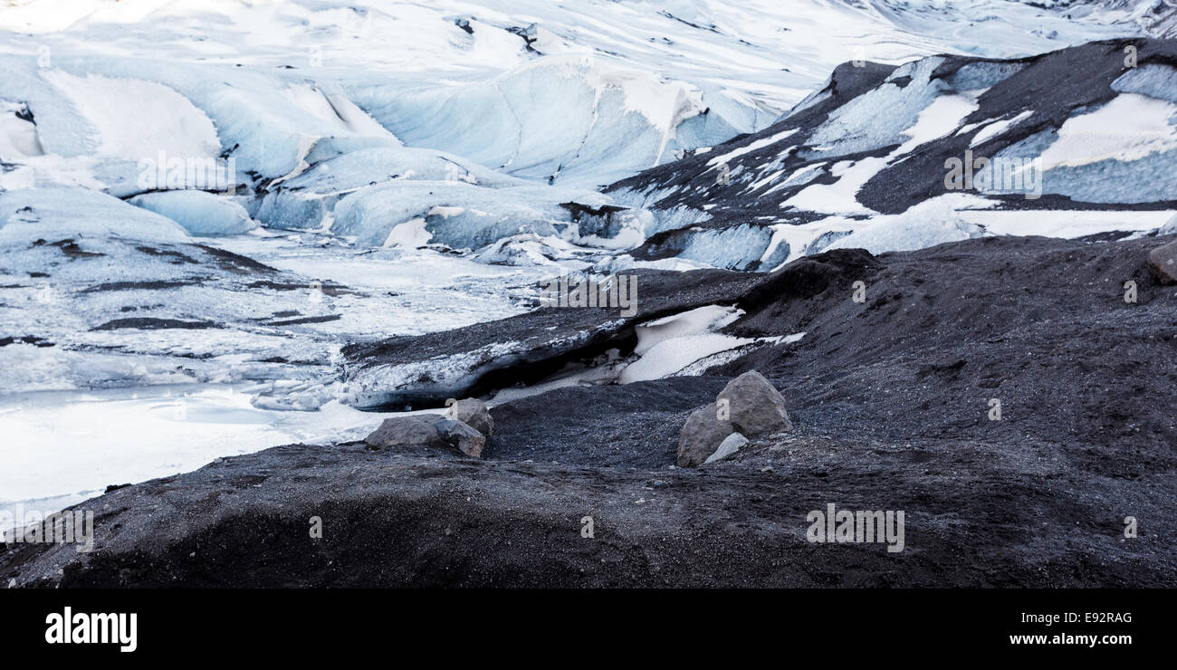 Il Ghiacciaio Mýrdalsjökull Islanda tetro sterile blu bianco grigio Foto Stock