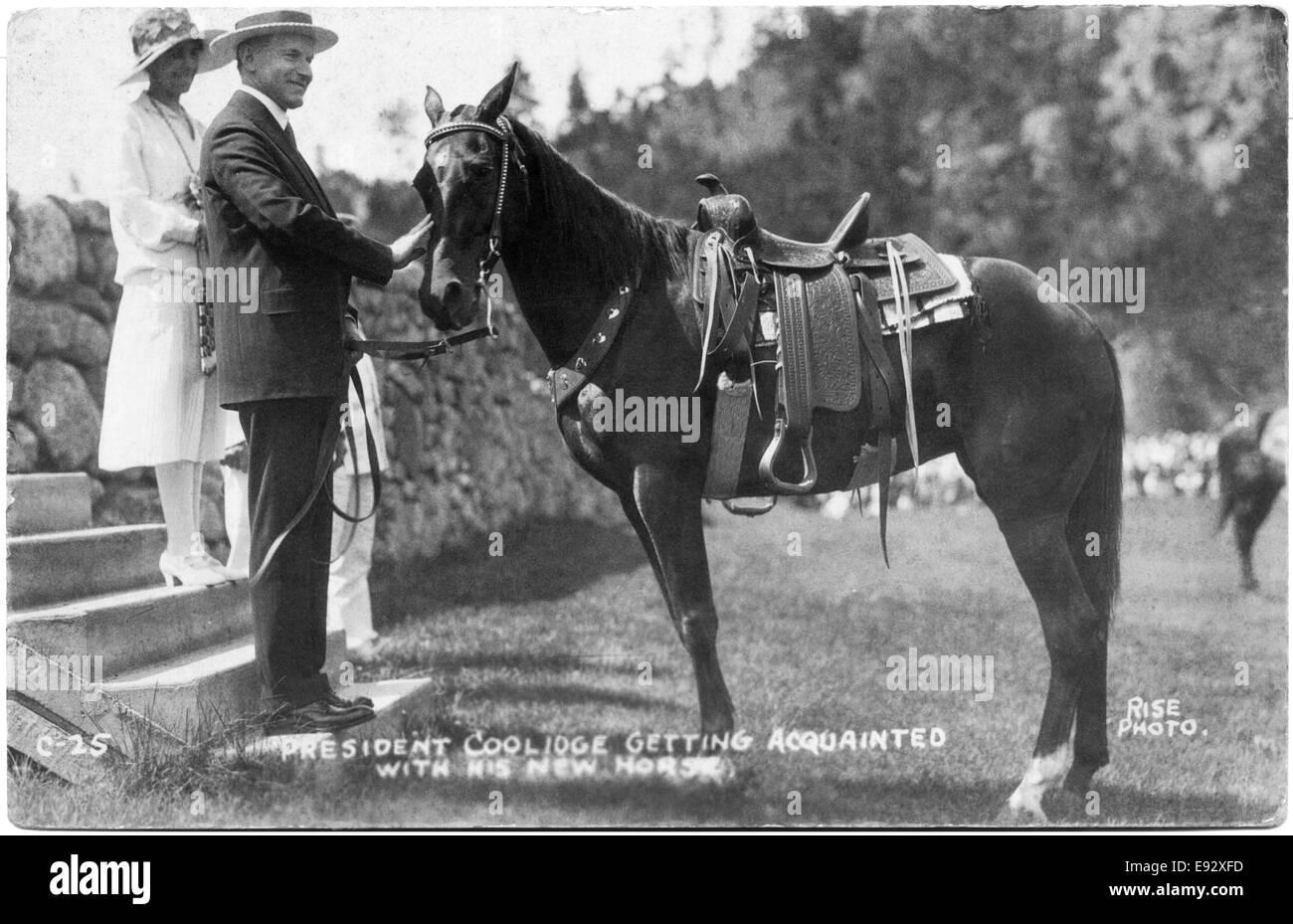 Stati Uniti Presidente Calvin Coolidge a cavallo, circa 1925 Foto Stock