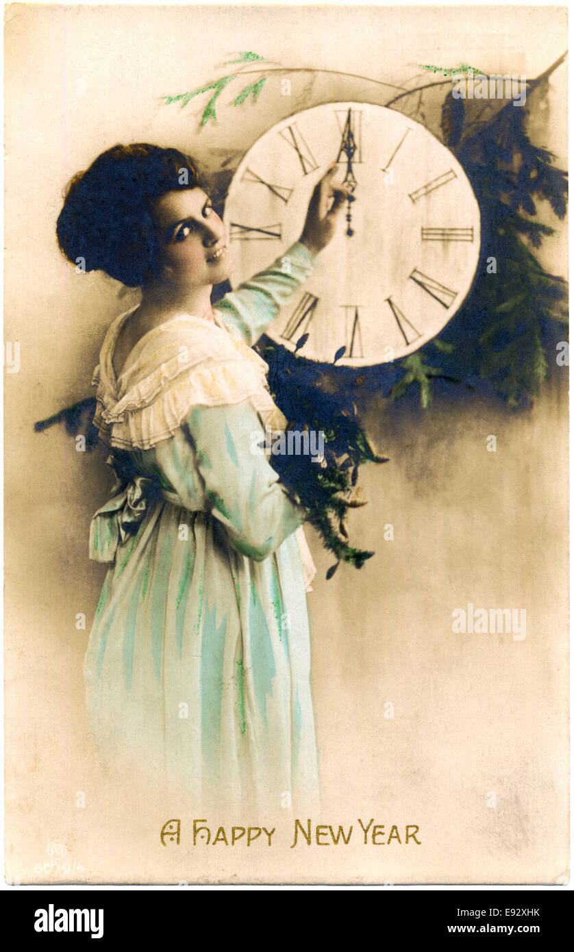 Donna di toccare Orologio, 'un felice anno nuovo", cartolina, circa 1910 Foto Stock