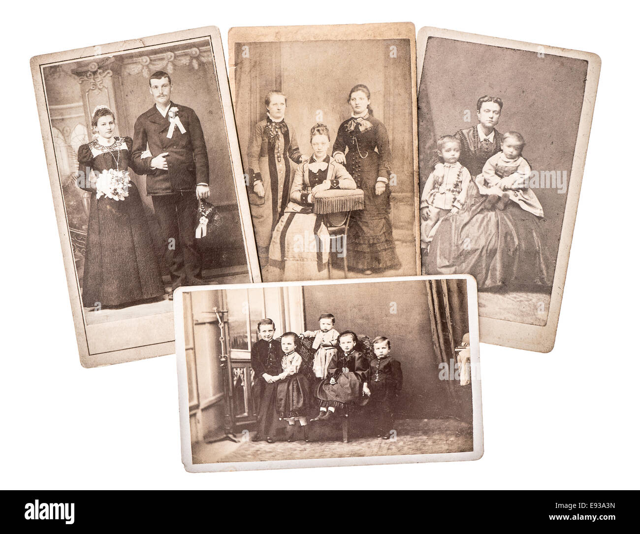 Gruppo di famiglia vintage e foto di matrimonio circa 1880-1900. nostalgico sentimentale di foto su sfondo bianco Foto Stock