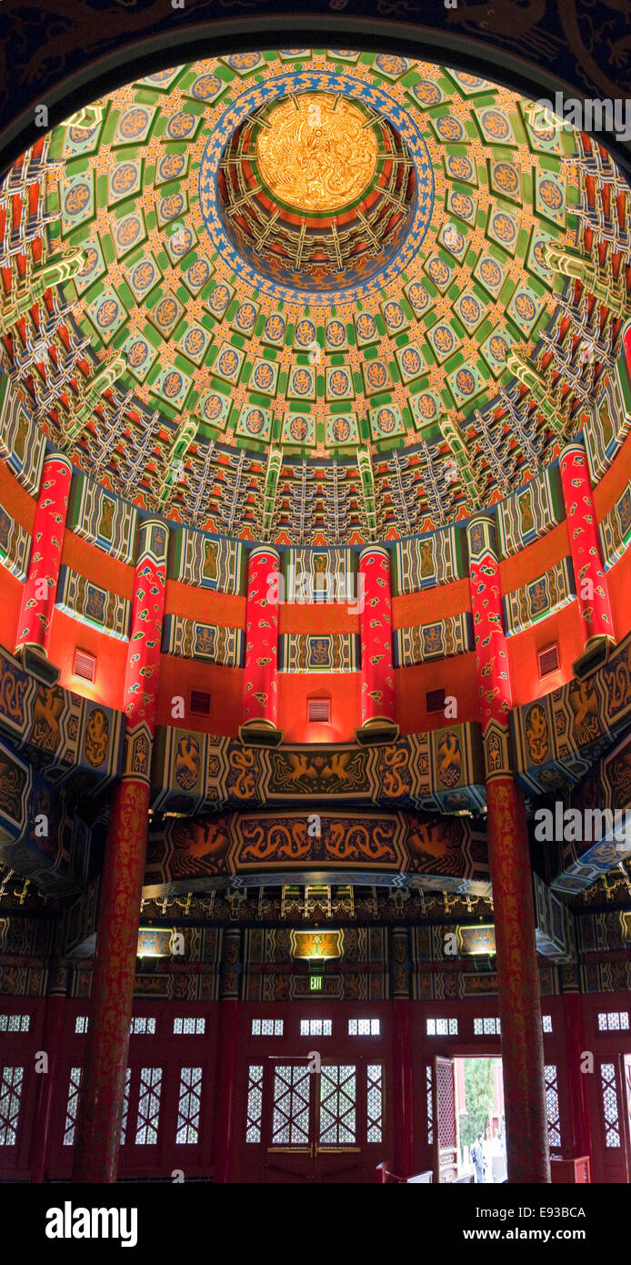 Chiudere verticale fino interno della Sala della Preghiera per un buon raccolto, Pechino Cina. Foto Stock