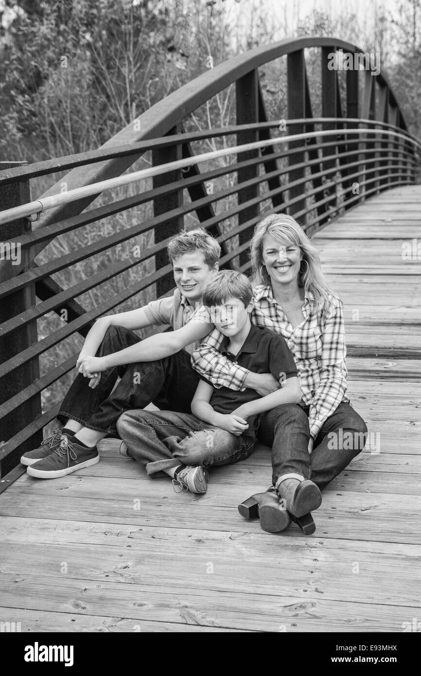 Vacanza in famiglia con Mamma - bianco e nero Foto Stock