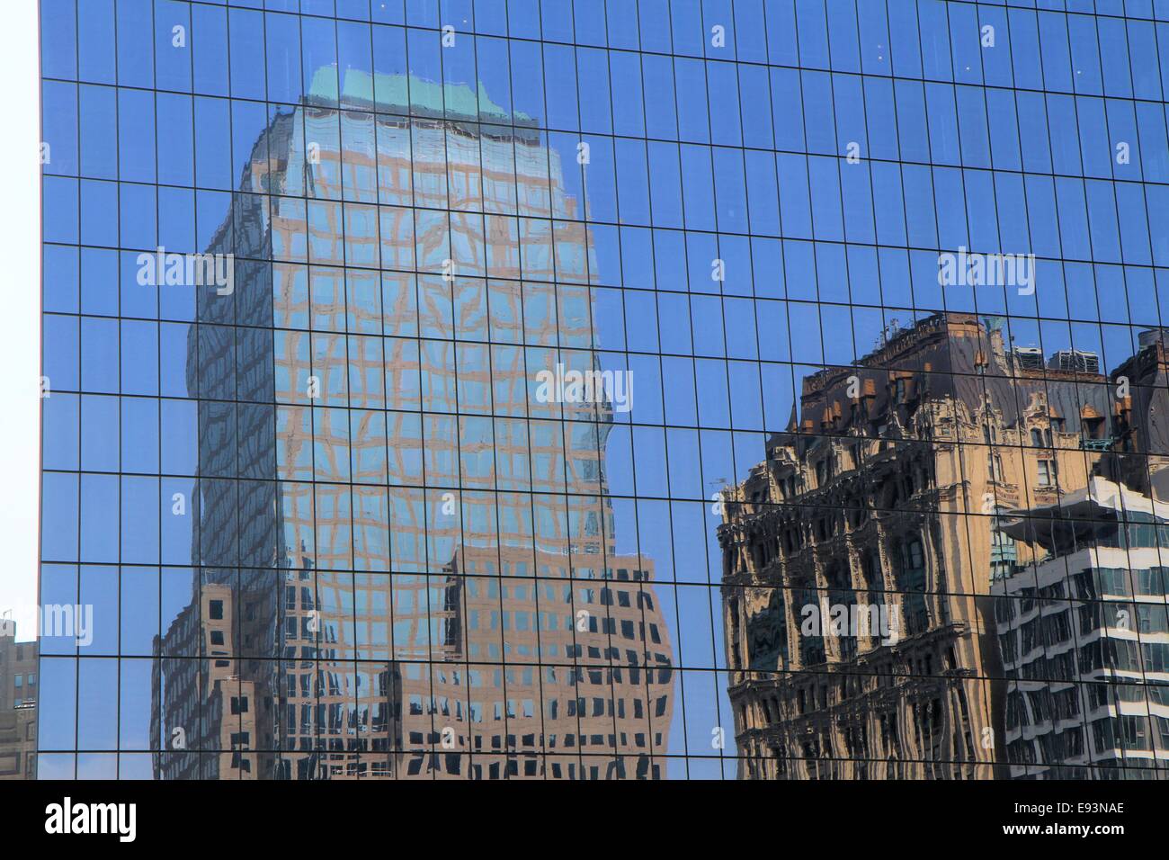 La riflessione di vetro, Brookfield PLACE, New York City, Stati Uniti d'America Foto Stock