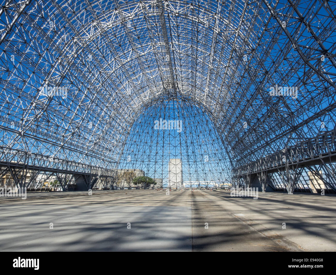 Mountain View, CA/USA - Ottobre 18, 2014: NASA Ames Research Center settantacinquesimo anniversario Open House. I visitatori della manifestazione hanno visitato Foto Stock