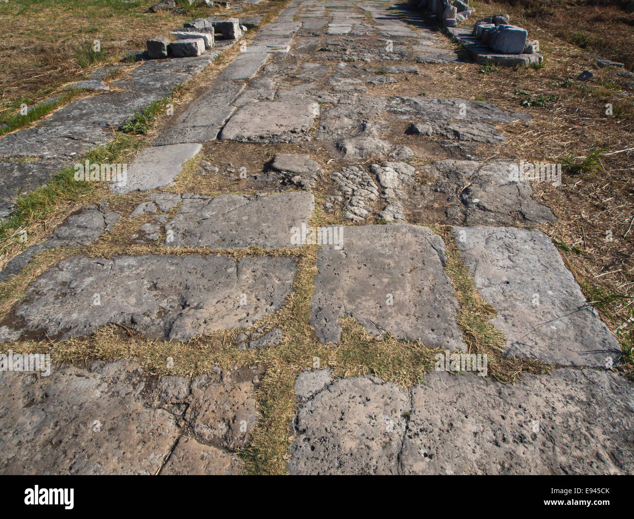 Heraion di Samos,santuario alla dea Hera di Samo Grecia, un sito Patrimonio Mondiale dell'UNESCO, la rimanente parte di strada in marmo Foto Stock