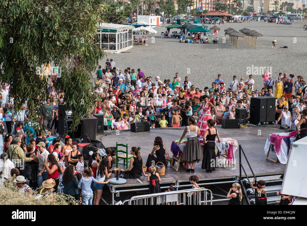 Salobrena, Romerio 2014, ballerina di flamenco di spiaggia Foto Stock