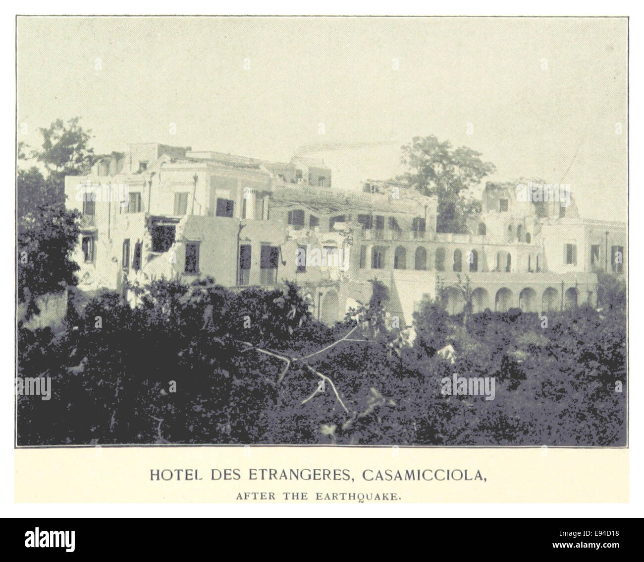 L'illustrazione di Elson del 1891 mostra un concerto di beneficenza tenuto per sostenere la ricostruzione della città italiana di Casamicciola, distrutta da un terremoto nel 1883. Foto Stock