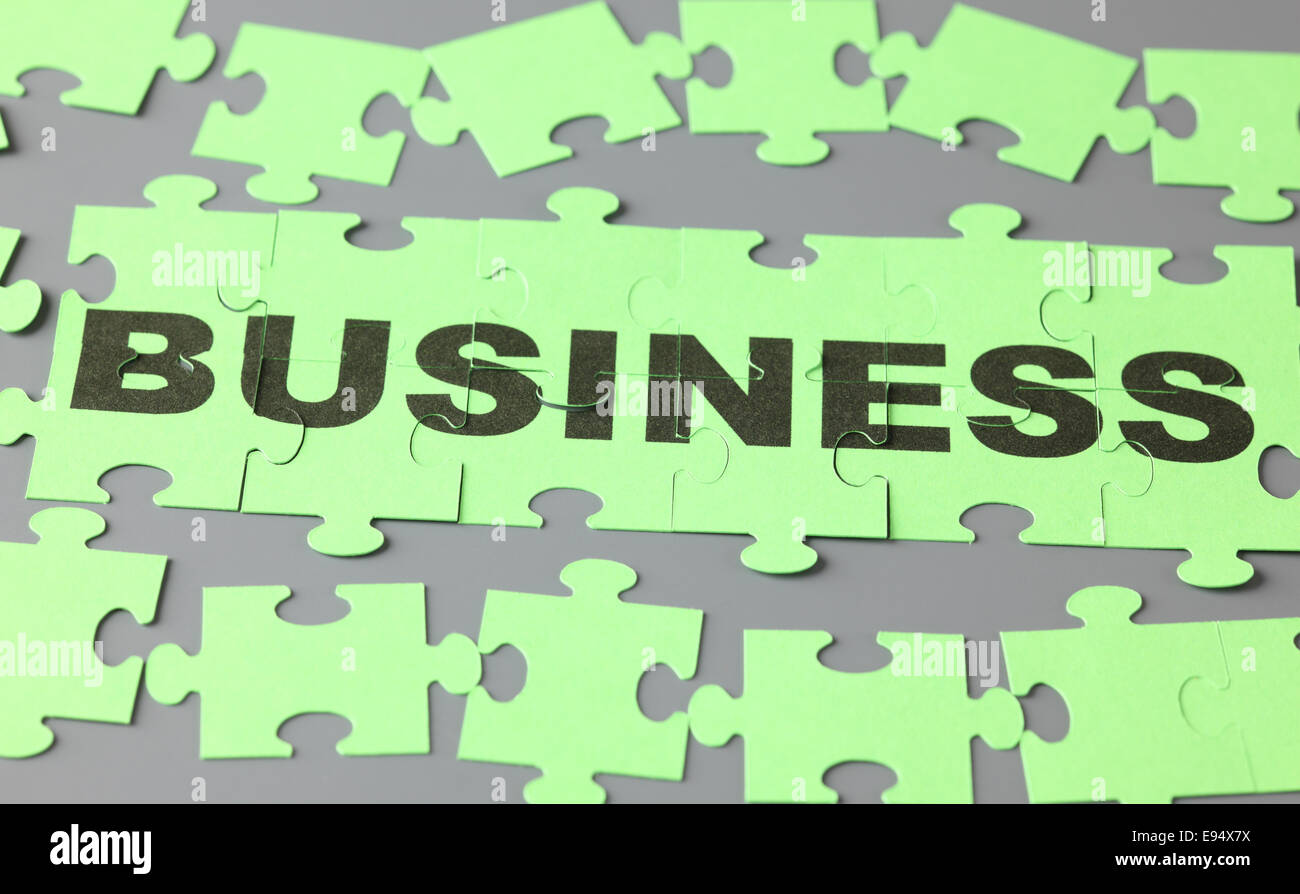 Jigsaw puzzle con la parola 'business'. Foto Stock