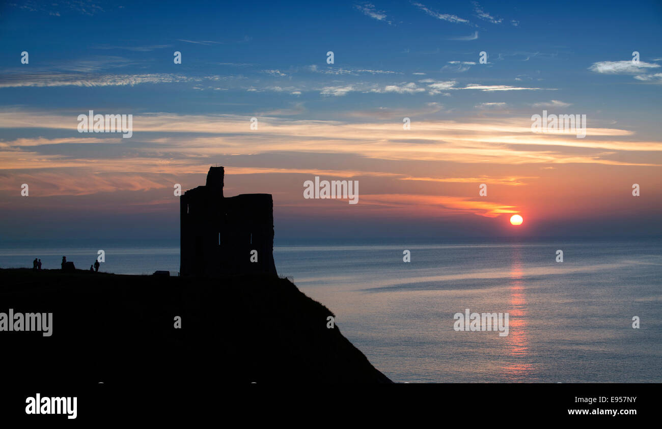 Tramonto a Ballybunion Castle, Co. Kerry, Irlanda Foto Stock