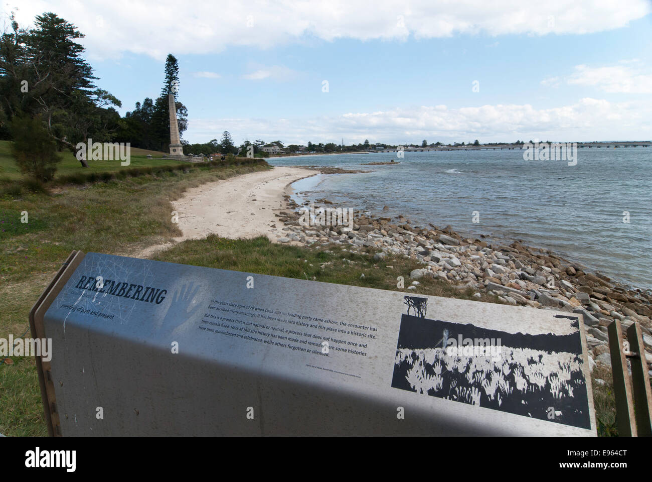 Informazioni digital signage a Captain Cook luogo di sbarco, Botany Bay, Sydney Foto Stock
