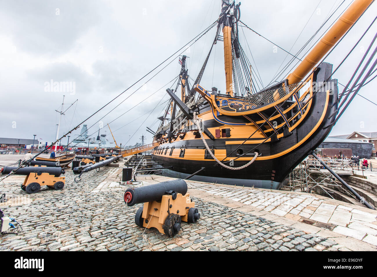 HMS Victory nave storica, Portsmouth Historic Dockyard, Portsmouth, Hampshire, Inghilterra Foto Stock