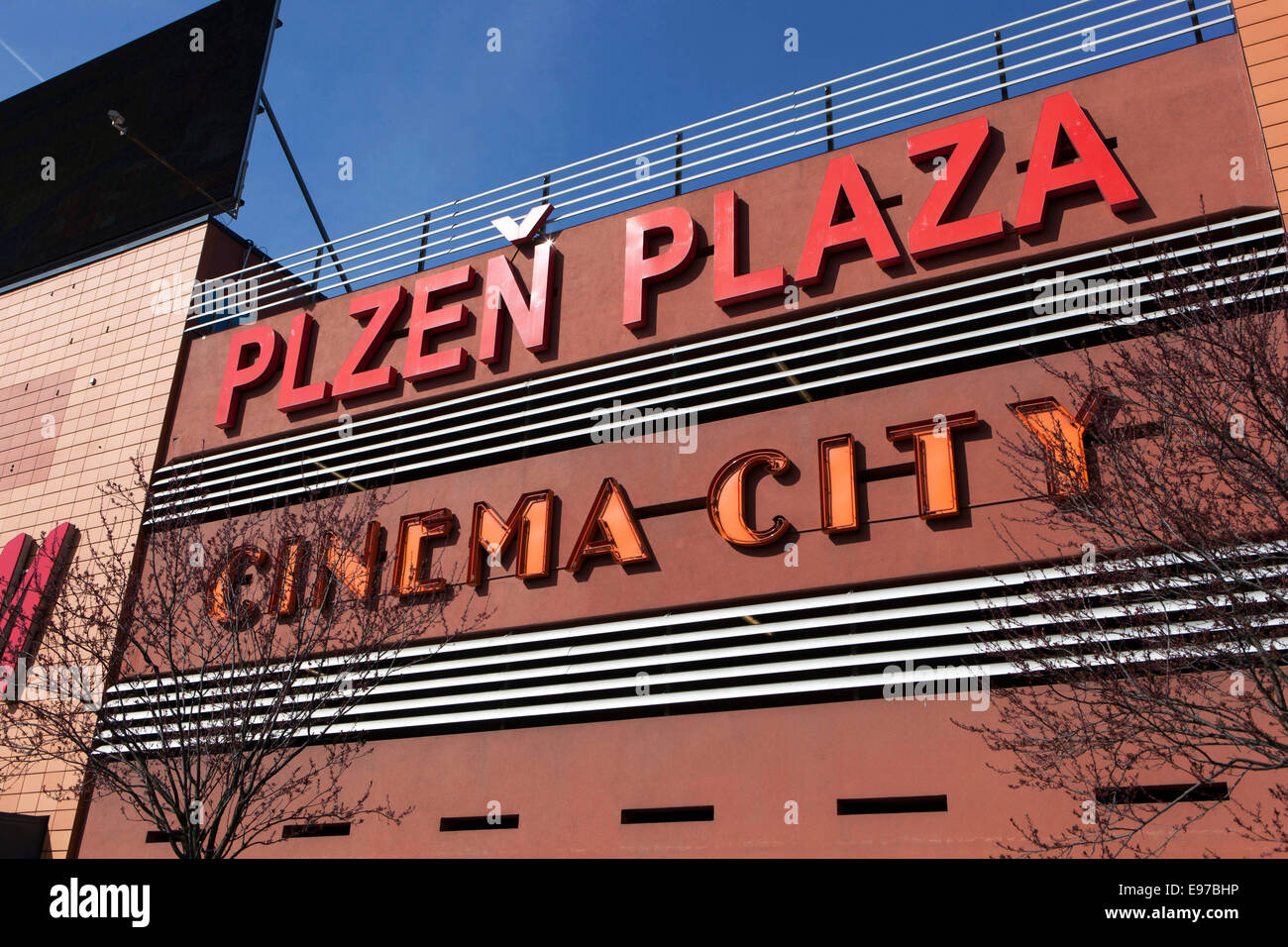 Commerciale e un centro di intrattenimento Plzen Plaza Mall, Repubblica Ceca Foto Stock